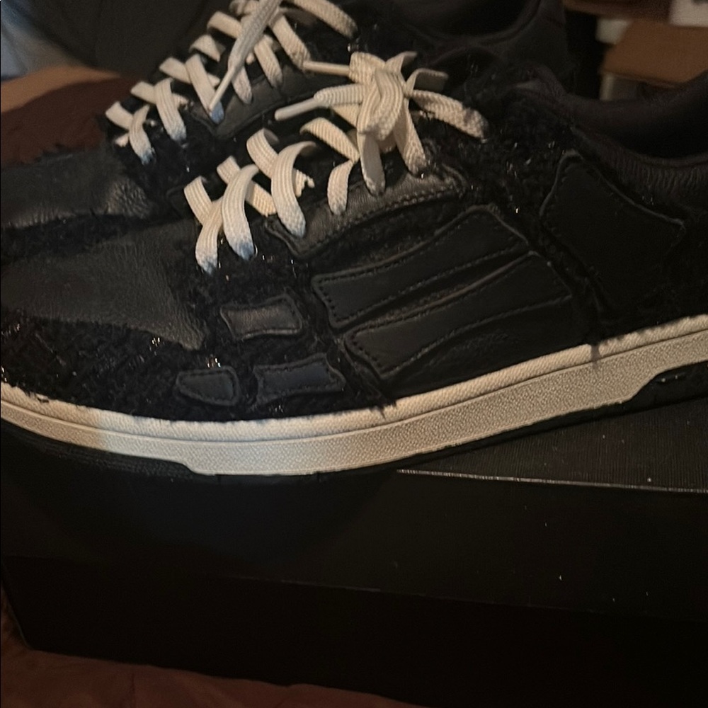 Stylish Black Sneakers with White Laces